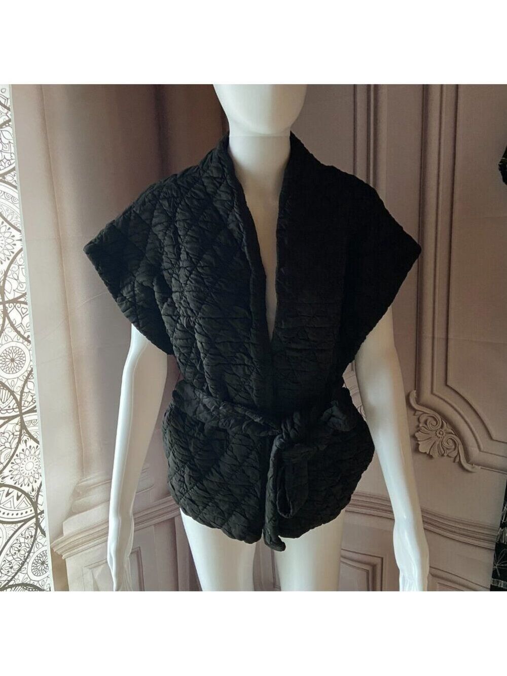 *Cicy Bell* Women's Quilted Puffer Vest Large NWOT Black